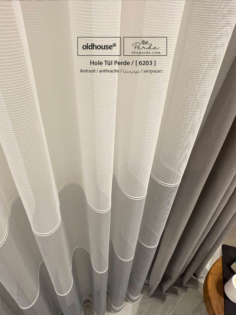 oldhouse tül perde hole 6203 bantlı modern mimari estetik dekor salon. Hole antrasit ve gri tonlarına sahip 2025 yılının en çok tercih edilen perdeler arasında olması bekleniyor.